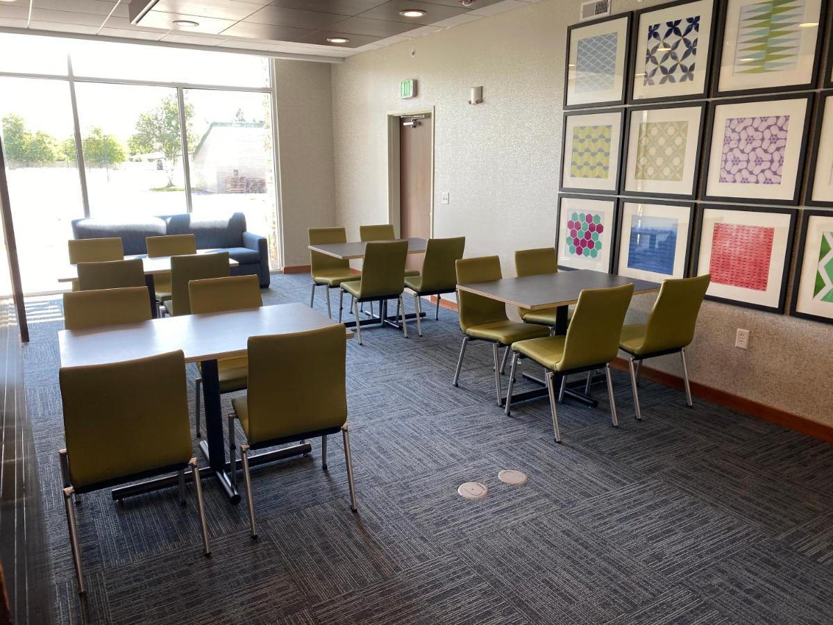 Holiday Inn Express & Suites - Michigan City By Ihg Zewnętrze zdjęcie