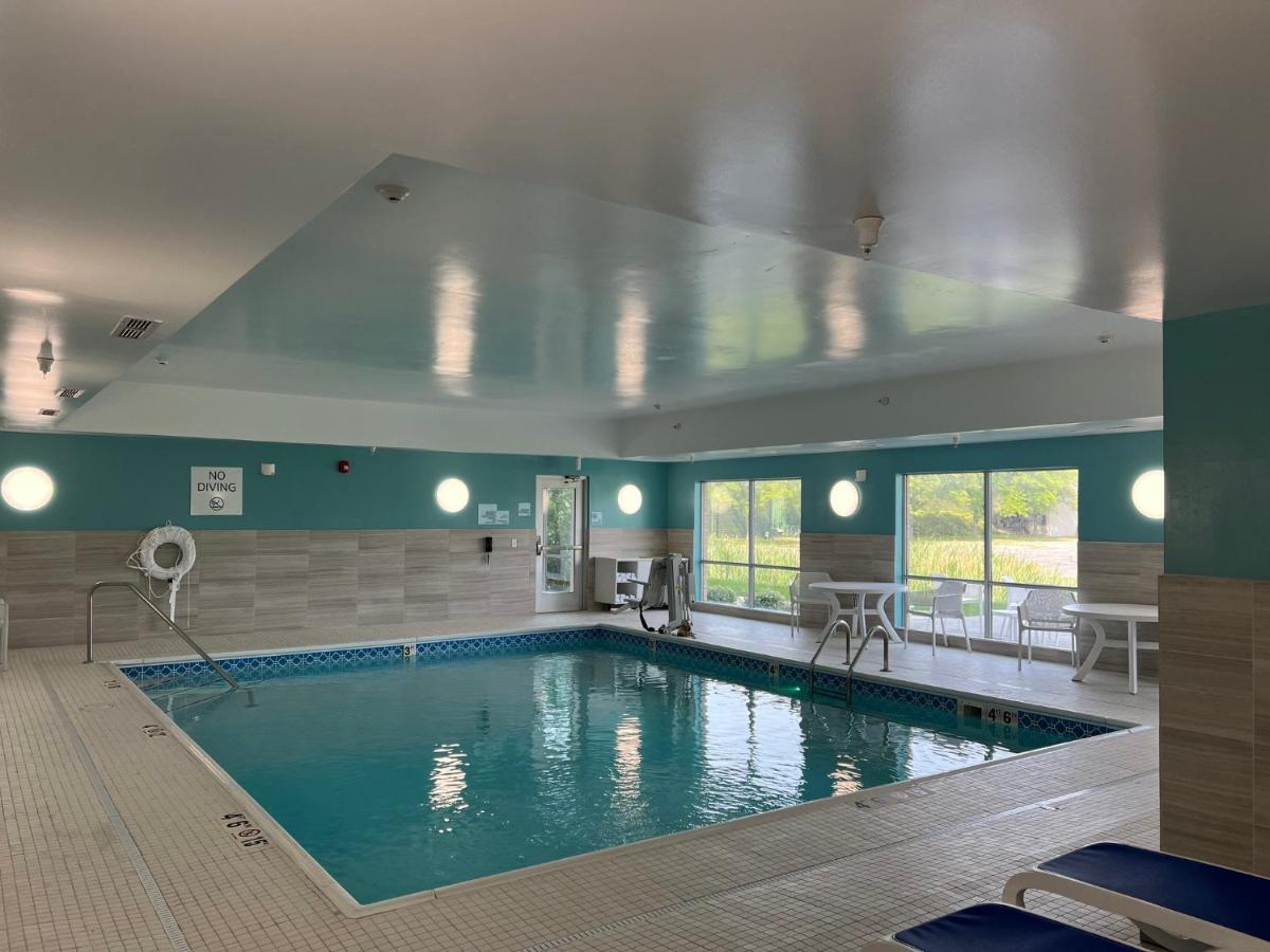 Holiday Inn Express & Suites - Michigan City By Ihg Zewnętrze zdjęcie